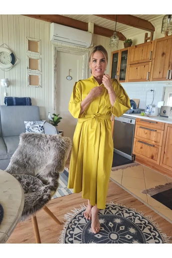 LÉNA RUHA