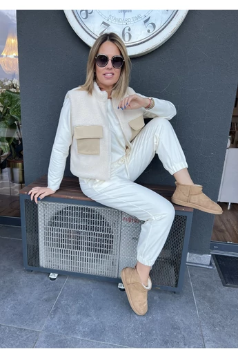 LILY MELLÉNY