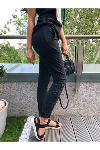 EMILY NADRÁG